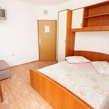 Apartments By The Sea Drvenik Donja Vala, Makarska - 6701 客房 照片