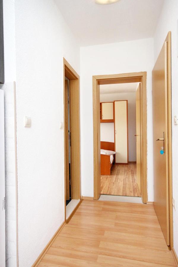 Apartments By The Sea Drvenik Donja Vala, Makarska - 6701 外观 照片