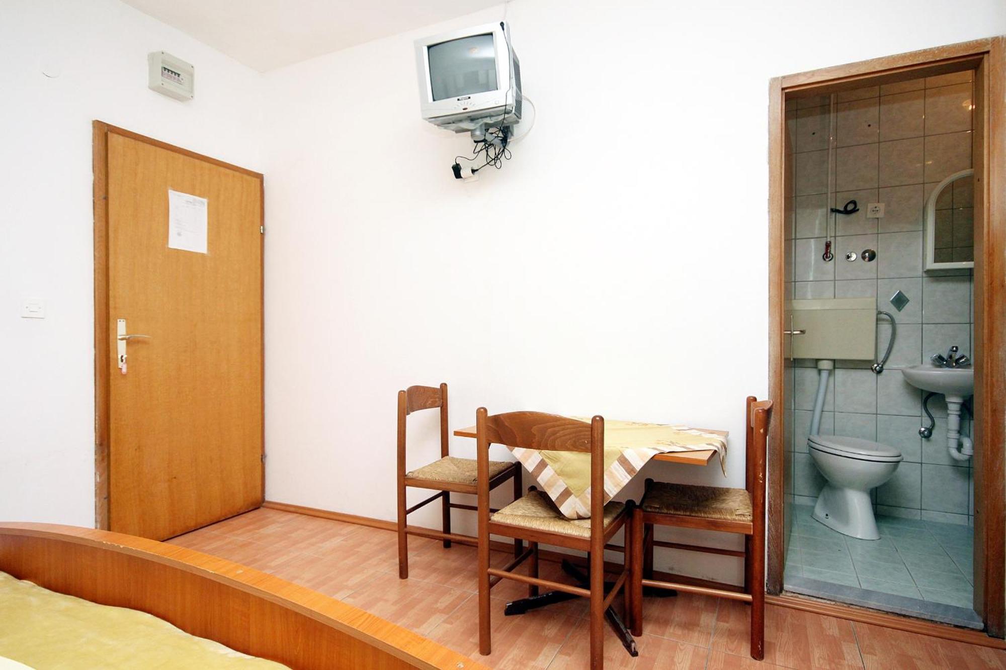 Apartments By The Sea Drvenik Donja Vala, Makarska - 6701 客房 照片